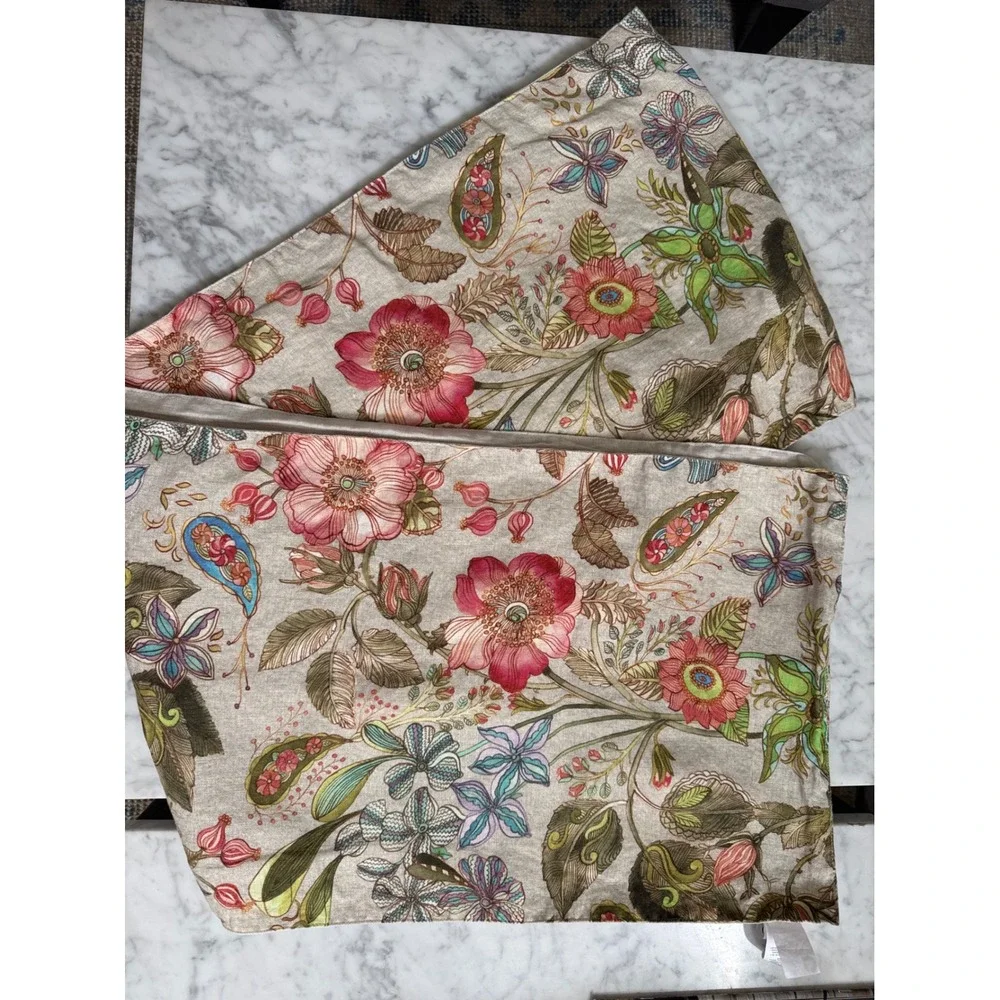Williams Sonoma Modern Floral Table Runner 100% Linen Made in Italy 16x108 Pink